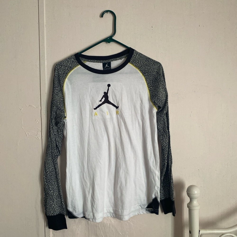 White patterned Jordan’s shirt